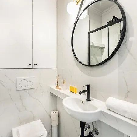Metro Ratusz Arsenal Modern Studio Appartement *